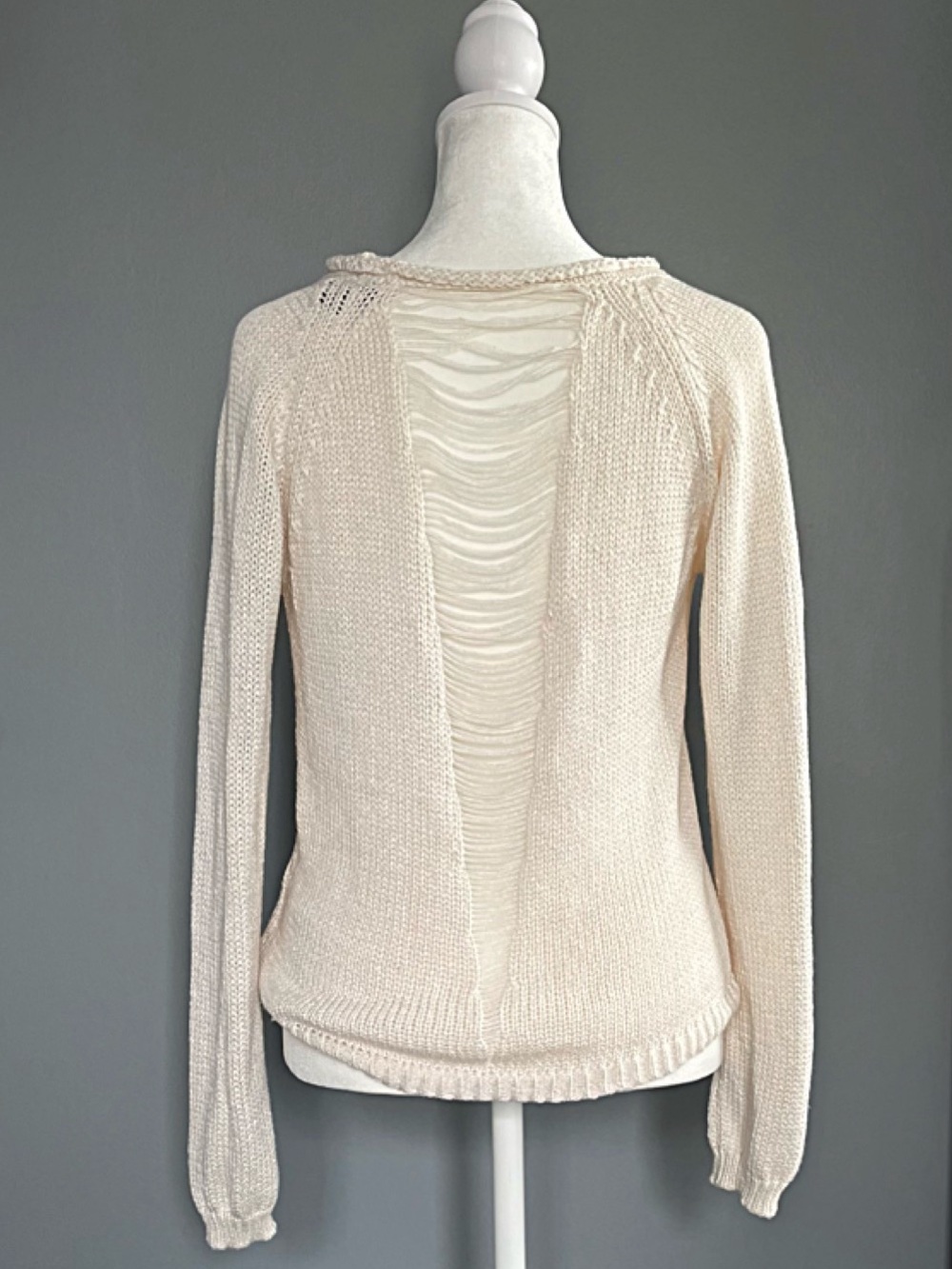 Ivory Ladder Back Knit Sweater M Roll Neck Detail Viscose Blend Shredded IB455C